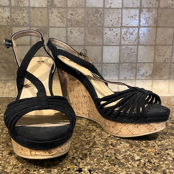 H&M wedge sandals. Size 8 - Picture 1 of 1